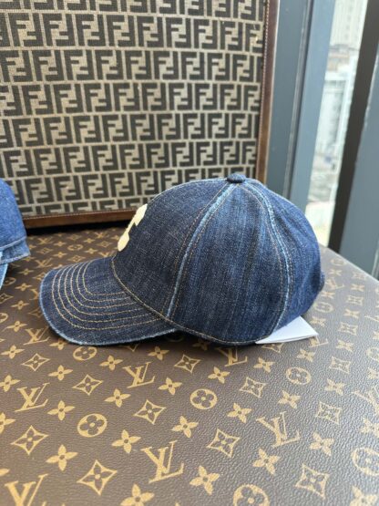 Celine exquisite baseball cap - Image 3