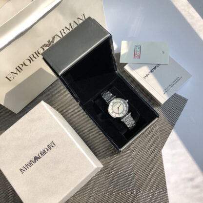 Armani Fashion Sparkling Mother-of-Pearl Quartz Steel Strap Women's Watch - Image 4