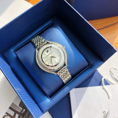 Swarovski ladies quartz watch - Image 3