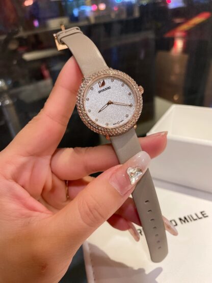 Swarovski ladies quartz watch - Image 3