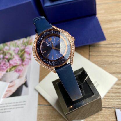 Swarovski ladies quartz watch - Image 3