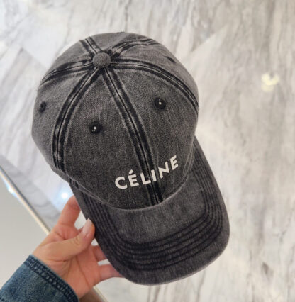 Celine best-selling baseball cap - Image 3