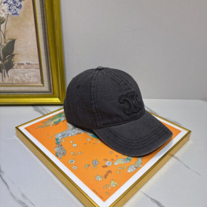 Celine new classic casual fashion baseball cap - Image 3