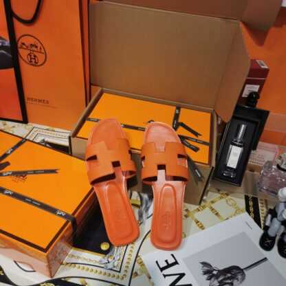 Hermès Orange Palm Print Handmade Slippers - Image 3