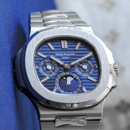 Patek Philippe Nautilus Complex Watch - Image 3