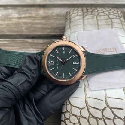 Bulgari octagonal design mechanical watch - Image 3