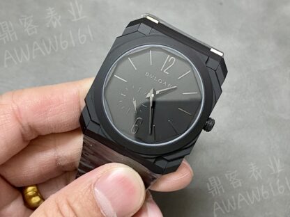 Bulgari Ultra-thin Unique Mechanical Watch - Image 3