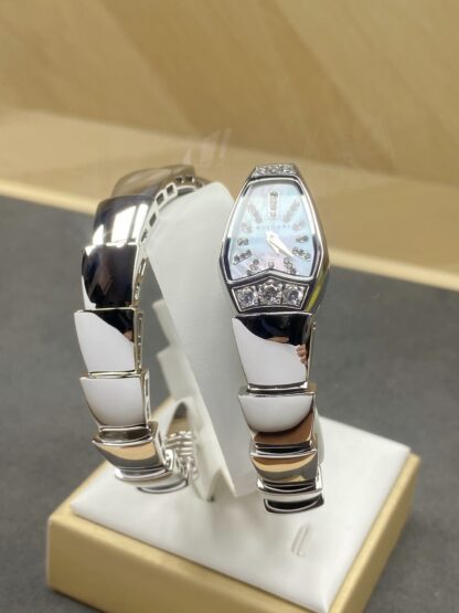 Bulgari white gold smooth double snake watch - Image 3
