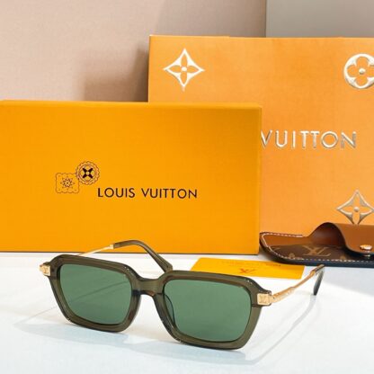 LOUIS VUITTON Fashion Sunglasses - Image 4