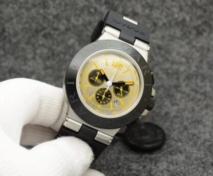 Bulgari Classic Men's Watch - Image 3