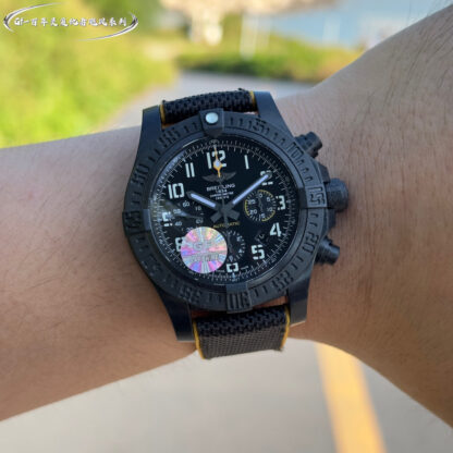 Breitling Avenger Hurricane Series 45mm Chronograph - Image 3