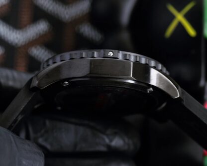 Breitling's ideal luxury sports watch - Image 3