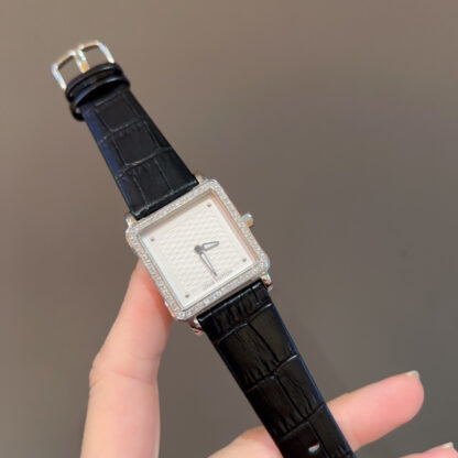 Louis Vuitton cowhide watch - Image 3