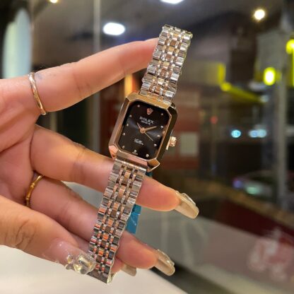 Rolex's understated luxury vintage watch from 1970 - Image 3