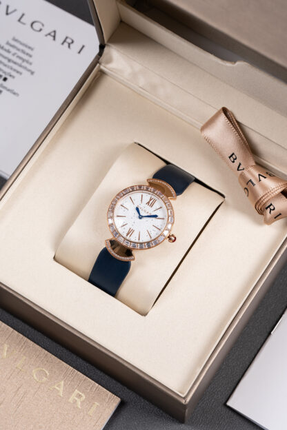 Bulgari luxury soft touch watch - Image 3
