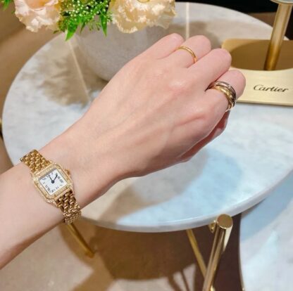 Cartier Cheetah Series Elegant Charm Watch - Image 3