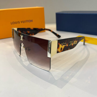 LOUIS VUITTON Fashion Sunglasses - Image 4