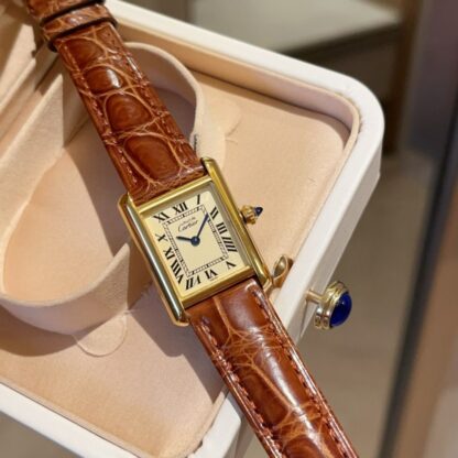 Cartier Classic Tank Series Daily Simple Watch - Image 3