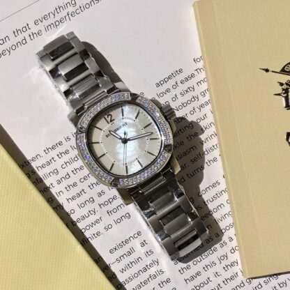 Burberry Quartz Women's Watch - Image 3