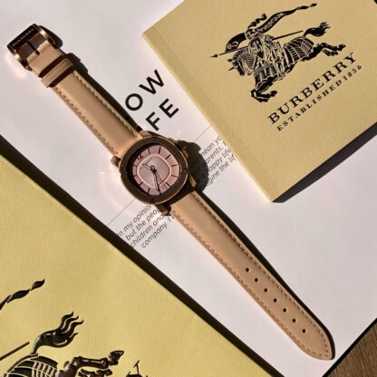 Burberry Quartz Women's Watch - Image 3