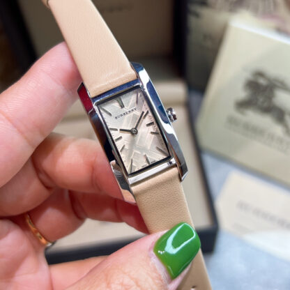 Burberry rectangular dial checkered steel strap quartz women's watch - Image 3