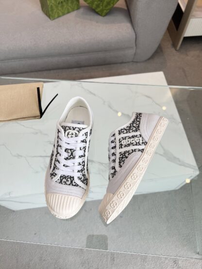 Gucci low-top casual sneakers - Image 4