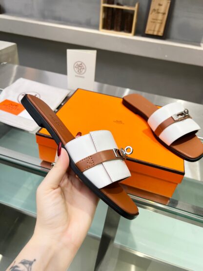 Hermès early spring new white and brown pure handmade leather slippers - Image 2