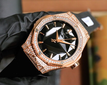 Hublot's second generation classic fusion watch - Image 3