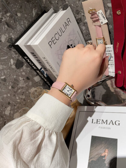 Cartier Tank Series Luxury Vintage Watch - Image 3
