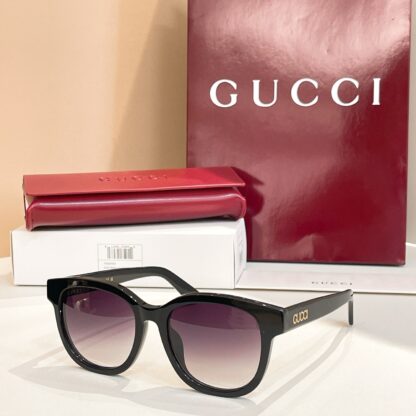 Gucci fashion sunglasses - Image 2