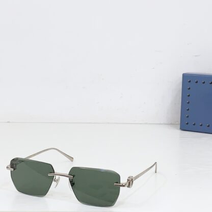 Gucci fashion sunglasses - Image 3