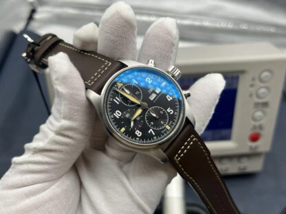 IWC Pilot's Watch Chronograph - Image 3