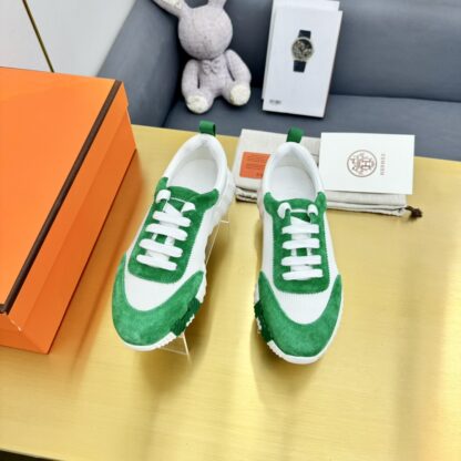 Hermès Spring and Summer Classic Couple Style British White and Green Colorblock Sports Casual Shoes - Image 3
