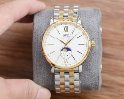 IWC Three-Hand Watch - Image 3
