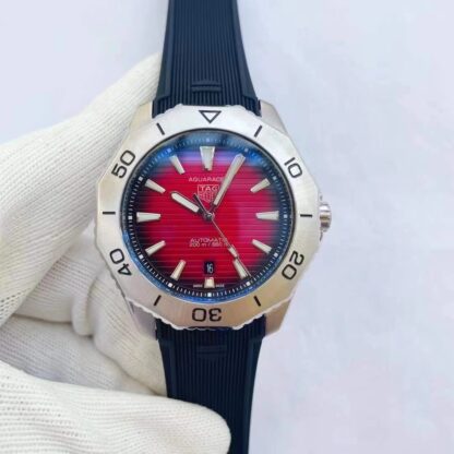 TAGHeuer Aquaracer Series Multi-Function Watch - Image 3