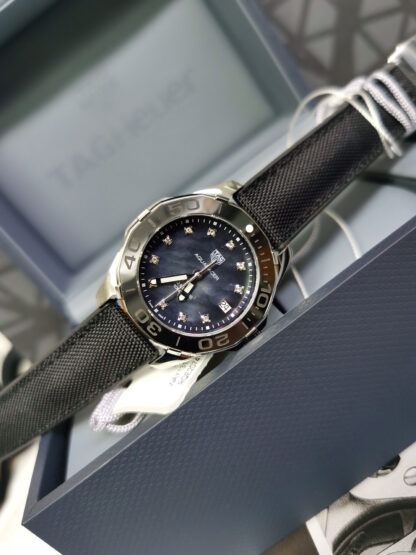 TAGHeuer Aquaracer Series Quartz Women's Watch - Image 2