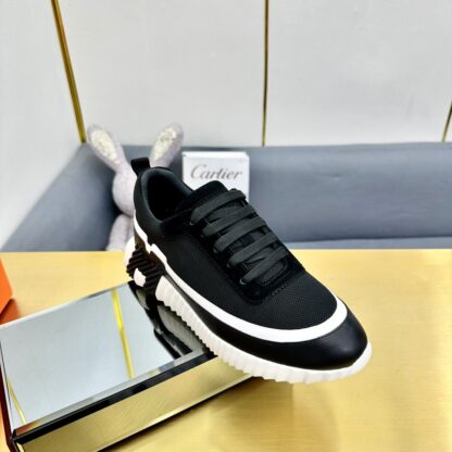 Hermès Spring and Summer Classic Couples British Black and White Colorblock Sports Casual Shoes - Image 3