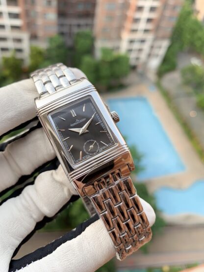 Jaeger-LeCoultre Classic Reverso Luxury Women's Watch - Image 3