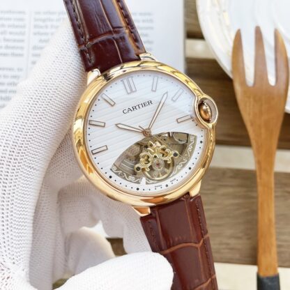 Cartier noble and elegant men's watch - Image 3