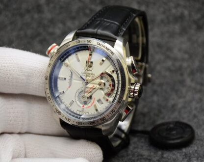 TAGHeuer Classic Men's Watch - Image 2