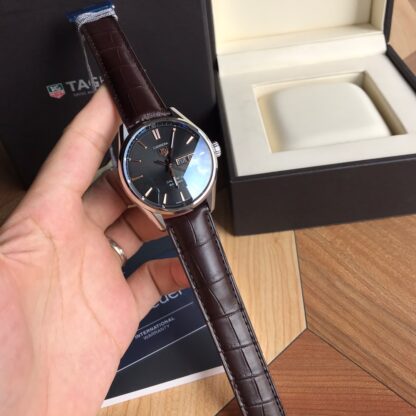 TAGHeuer Carrera Series Double Calendar Watch - Image 4