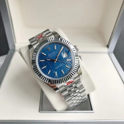 Rolex Grained Surface Chronograph Watch - Image 3