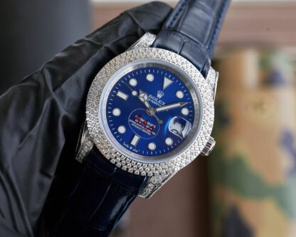 Rolex fully customized curved bezel perfectly fits the wrist - Image 3