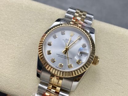 Rolex women's model with single calendar and chronograph, 31mm diameter - Image 3