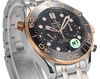 Omega's new Seamaster 300-meter 44mm chronograph wristwatch - Image 3