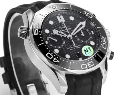 Omega's new Seamaster 300-meter 44mm chronograph wristwatch - Image 3