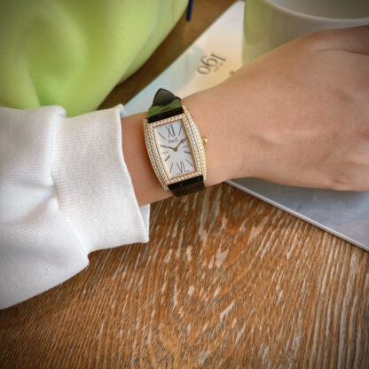 Piaget elegant luxury watch - Image 2