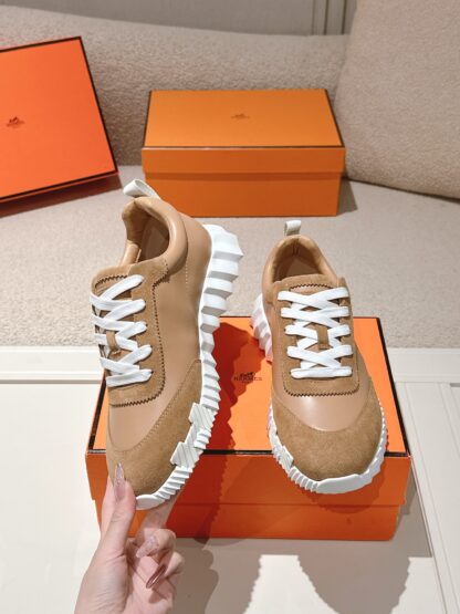 Hermes classic couple light brown comfortable casual sports shoes - Image 3