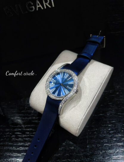 Piaget's unique watch with full charm and sparkle - Image 3