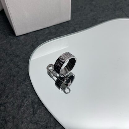 Vivienne Westwood Safety Pin Ring - Image 3